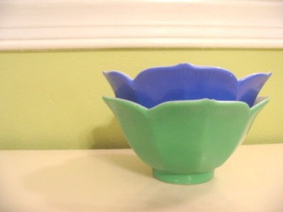 BOLD vintage TULIP FLOWER bowls