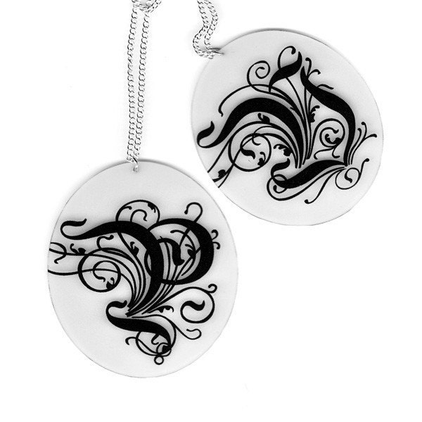 Petit Nom Initial Necklace