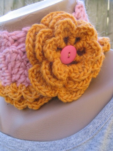 Wool Flower Scarflette - Happy