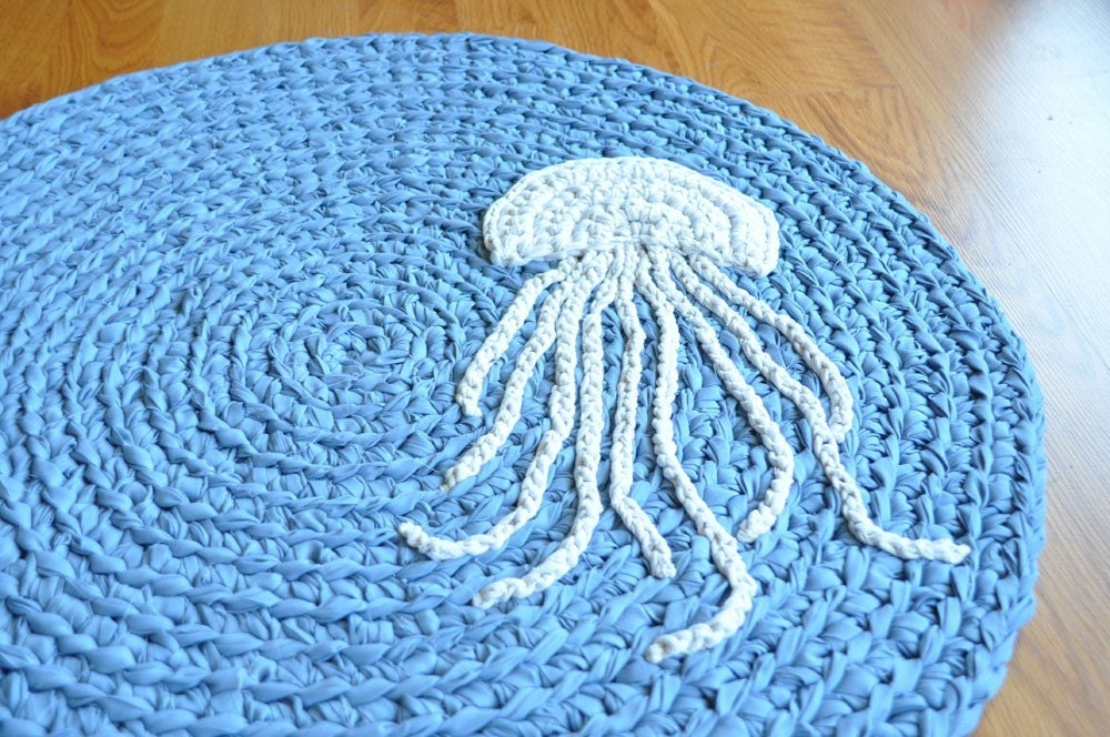 EKRA Custom Made Upcycled Round Jellyfish Area Rug