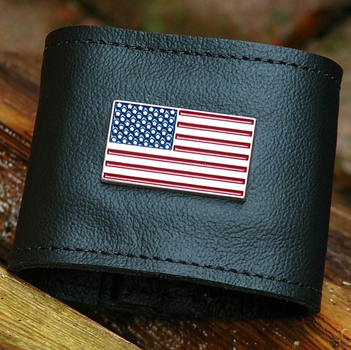 Leather Wristband Wallet for Women and Men -- America The Beautiful Cuff with Secret Pocket -- Black