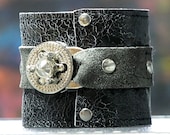 Hey Ladies.... Steampunk leather Wrist Wallet Cuff with Secret Pocket - Distressed Crackled Black Wristband