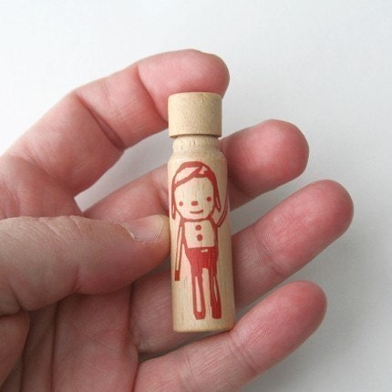 Saw See Sew Wooden Needle Case Holder
