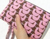 GIFT POUCH, 2 pockets, bridal, bridesmaids, flower girls, iphone, beach wedding, travel  -  Ducks in a Row