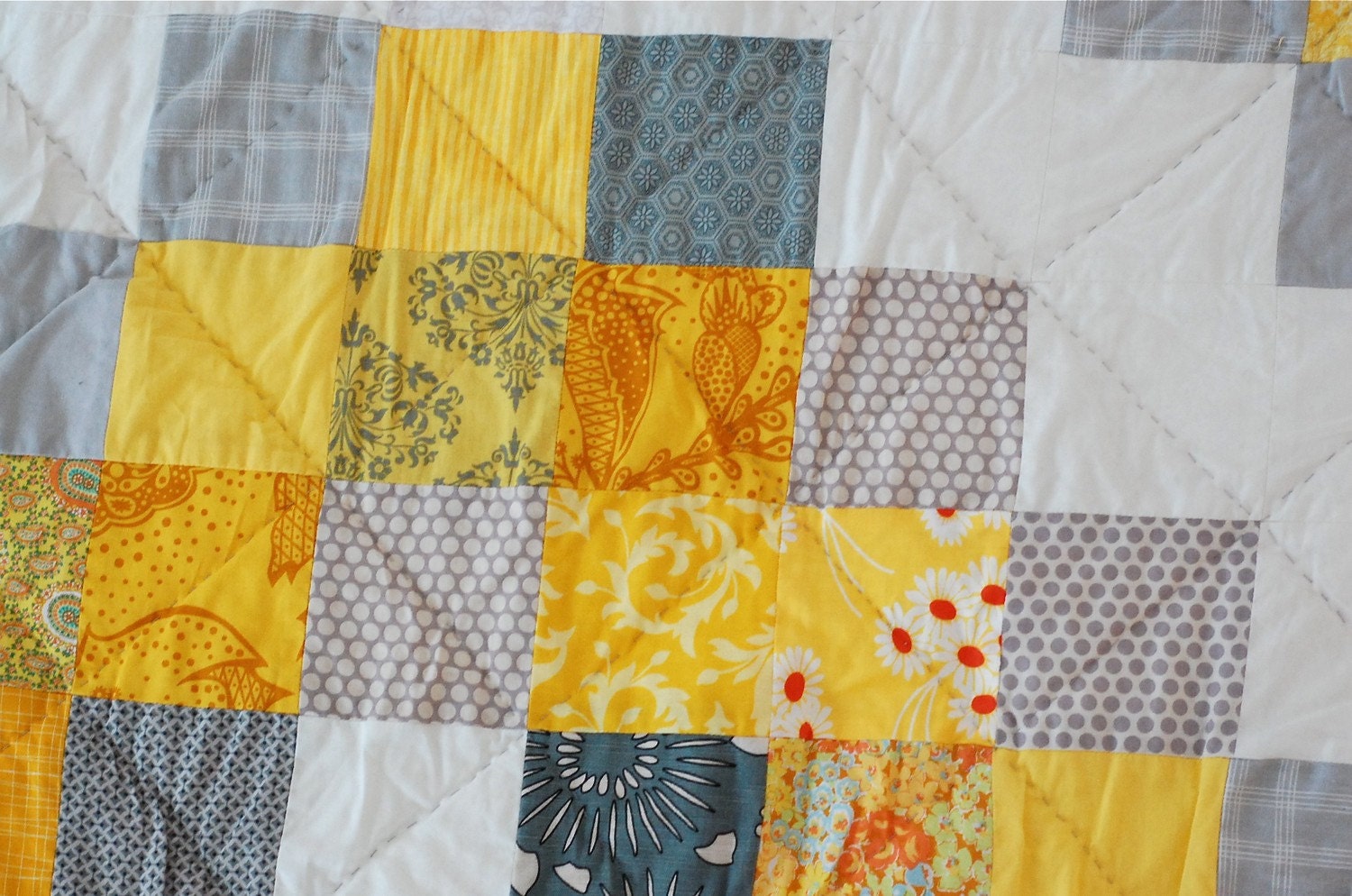 Sunshine Medallions Downloadble Quilt Pattern PDF
