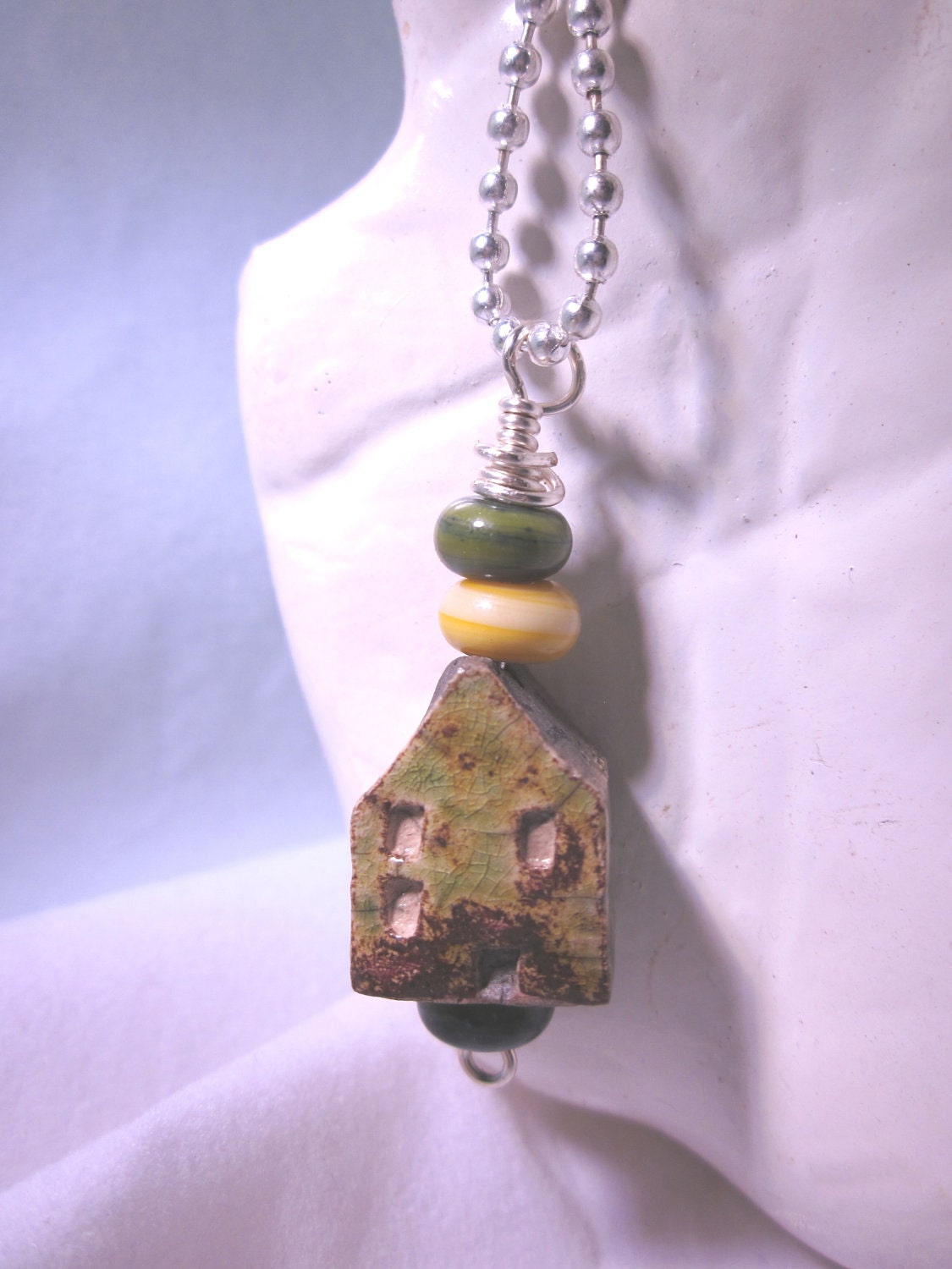 Green Moss House Necklace