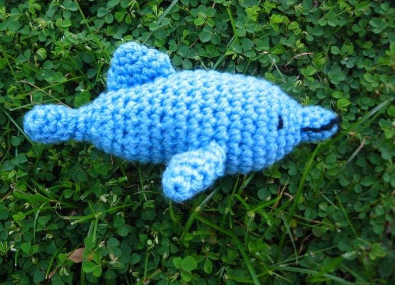 Dolphin amigurumi