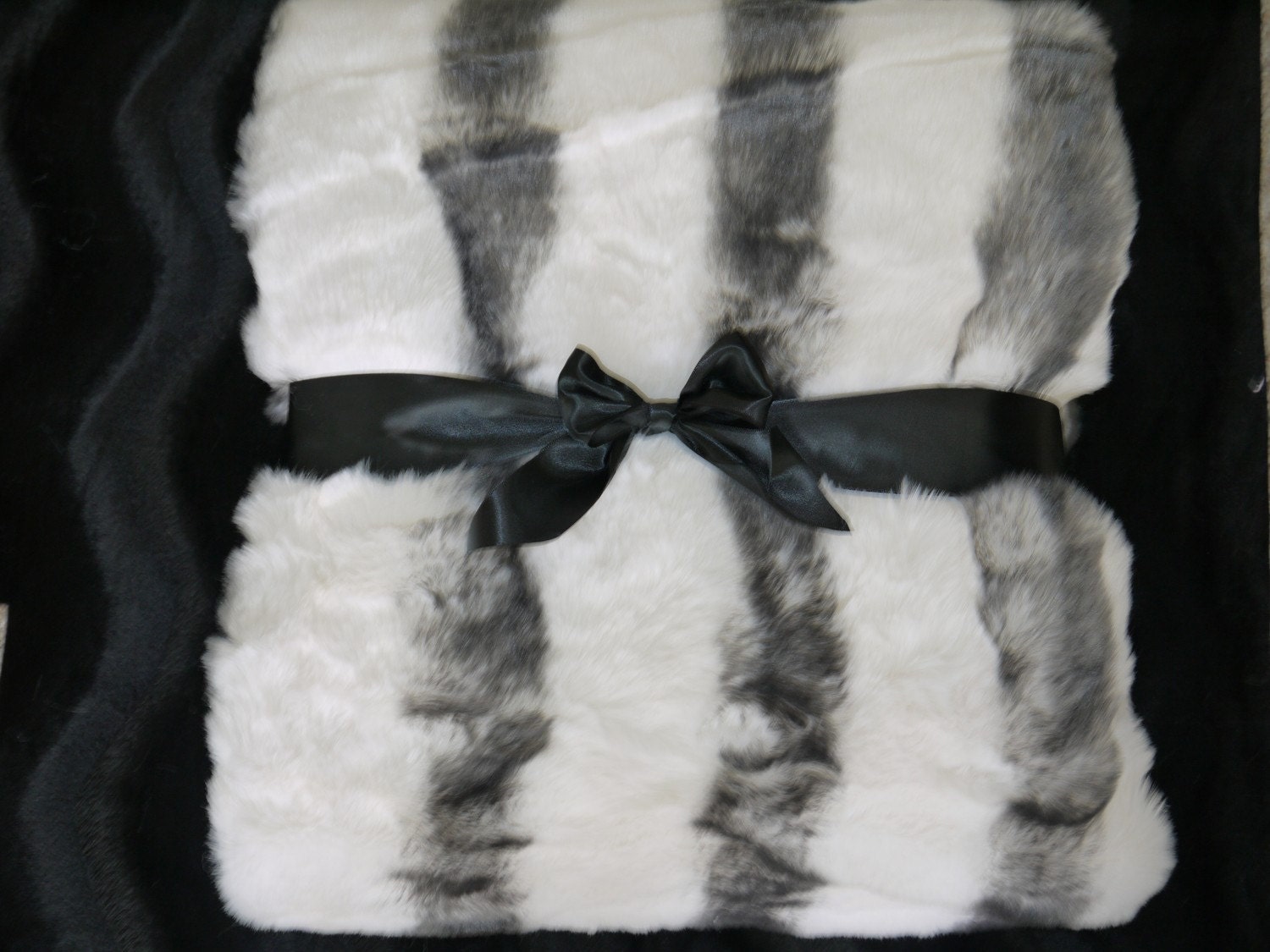 fur throw blanket