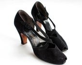 vintage 1940's ONYX cross strap suede peep toe heels