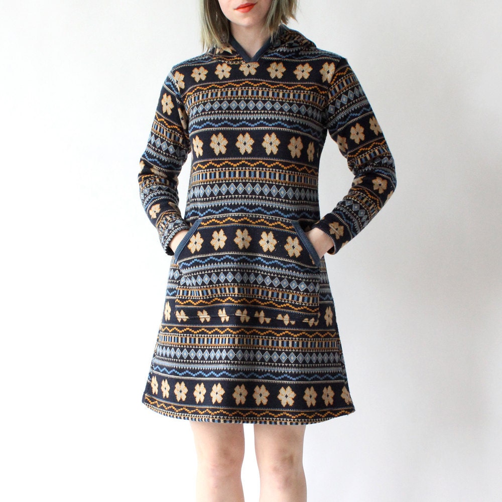 vintage 1970's ALPINE WILDFLOWER super soft knit hooded dress