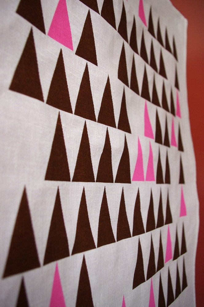 Linen 'Tree' Towel (Chocolate & Pink)