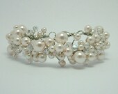 Bridal Pearl Bracelet  - pearl cluster bracelet
