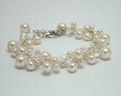 Bridal Bracelet - pearl and crystal