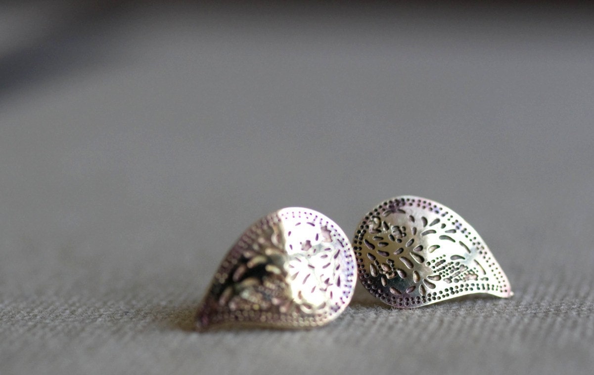 vintage paisley post earrings