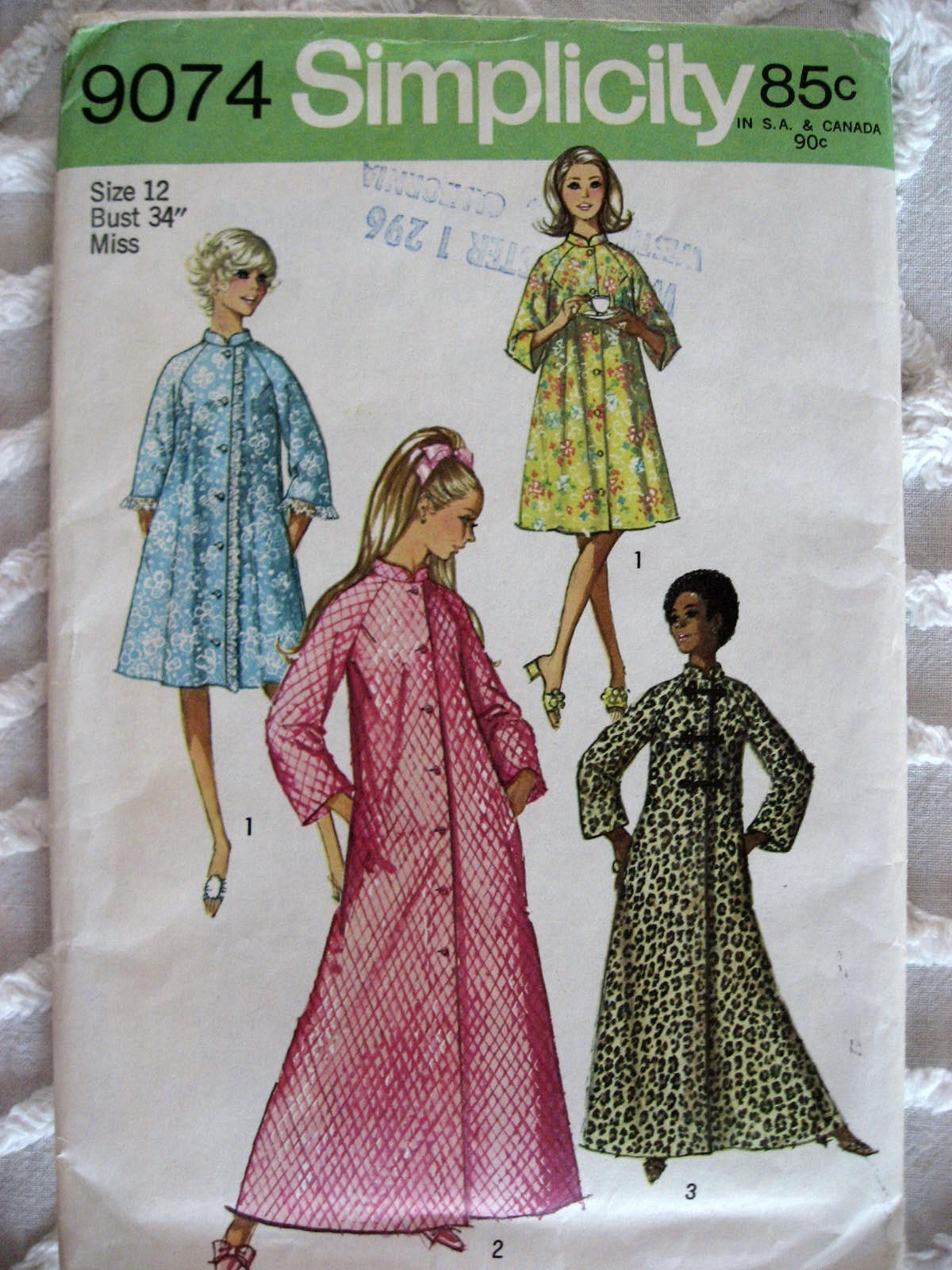 70s Simplicity 9074 Vintage Sewing Pattern - Robe Short & Long - Uncut Complete - Bust 34