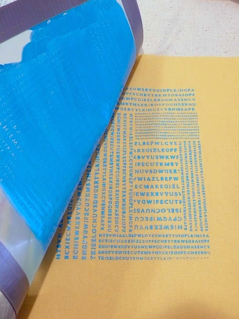 Text Background Thermofax Screen (large)