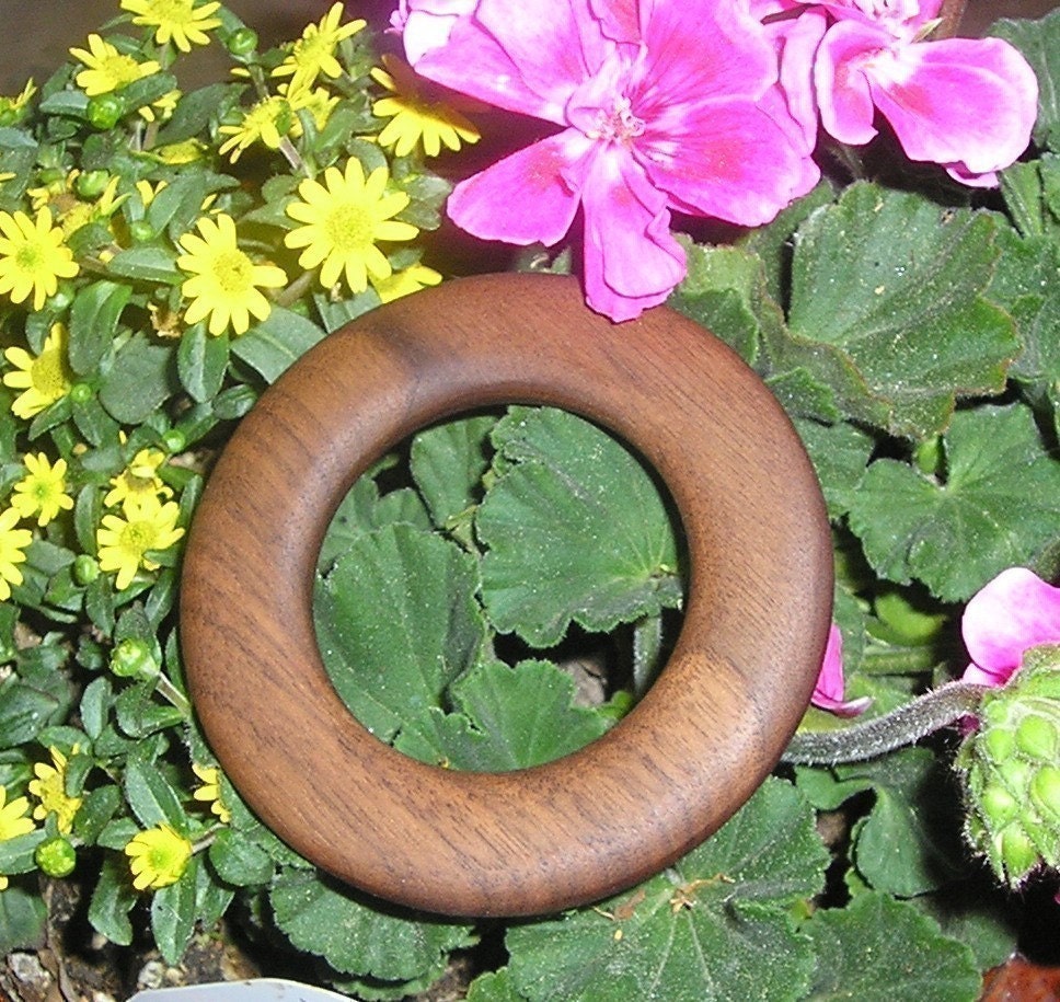Natural  Wooden Baby Teething Ring (Walnut)