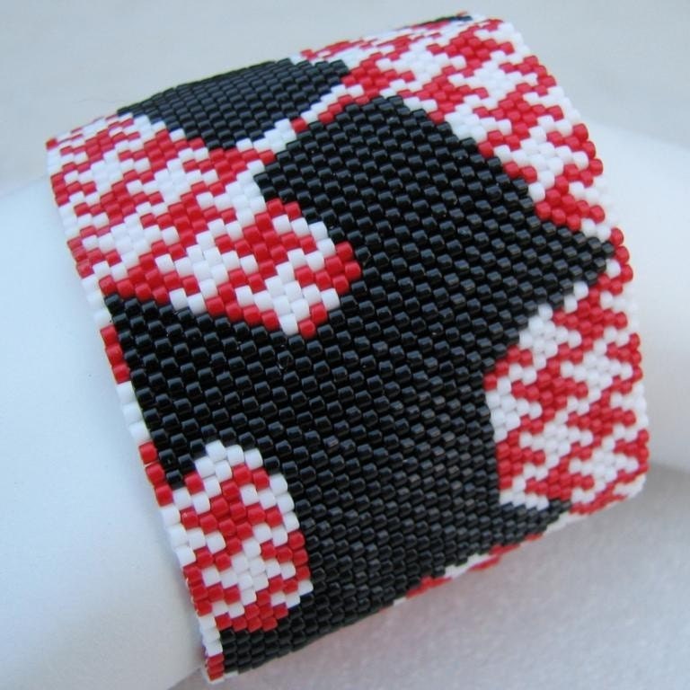 Scotties on Houndstooth Peyote Cuff Bracelet (2459) - A Sand Fibers Creation
