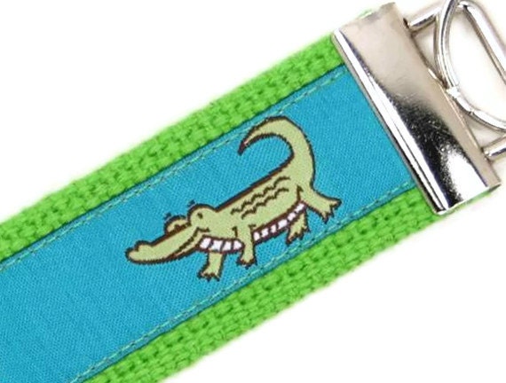 Grinning Gator Key Fob in Lime and Turquoise