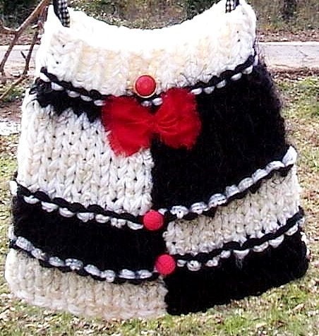 Black and White Hand Knitted Lined with Pocket  Handbag Pocketbook Purse