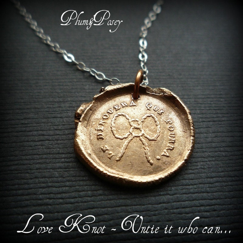 Love Knot - Antique Wax Seal Necklace in Bronze