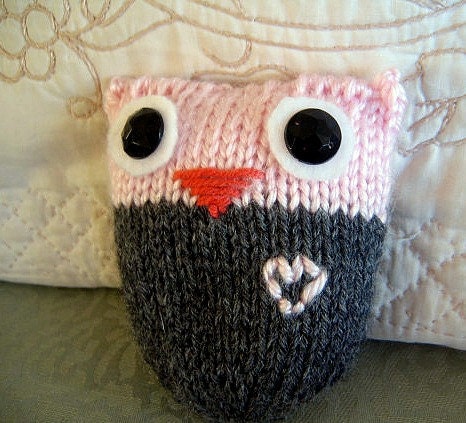 Pink sweetheart owl