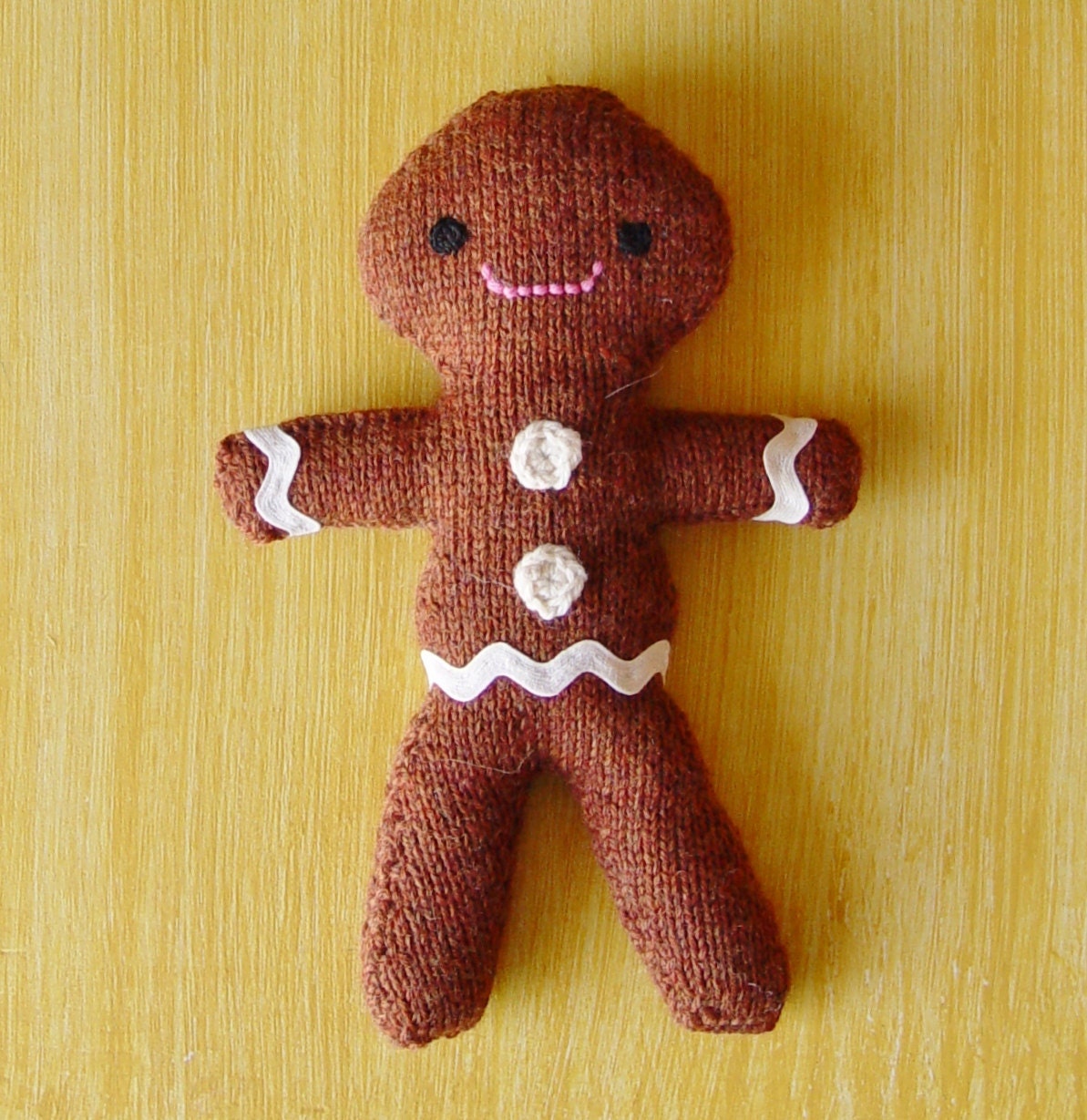 The Gingerbread Man knitting pattern PDF