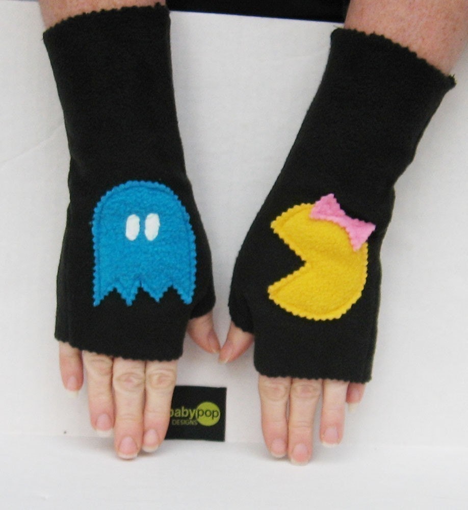 Ms.Pacman and her pursuer Black Adult Fingerless Gloves