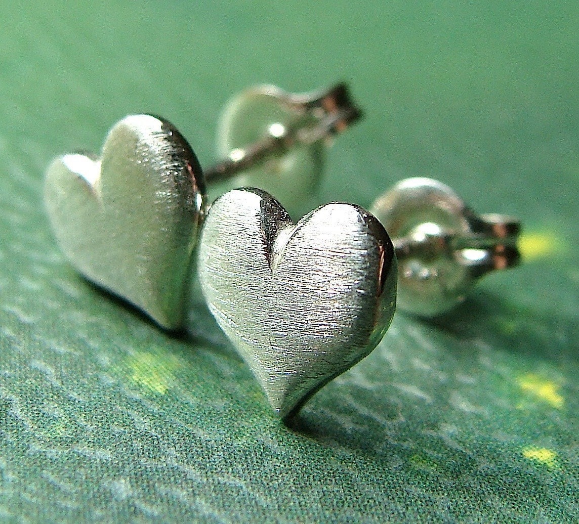 Bigger Size Brushed Heart Sterling Silver Stud Earrings Valentine Jewelry Gift Post Earrings Studs