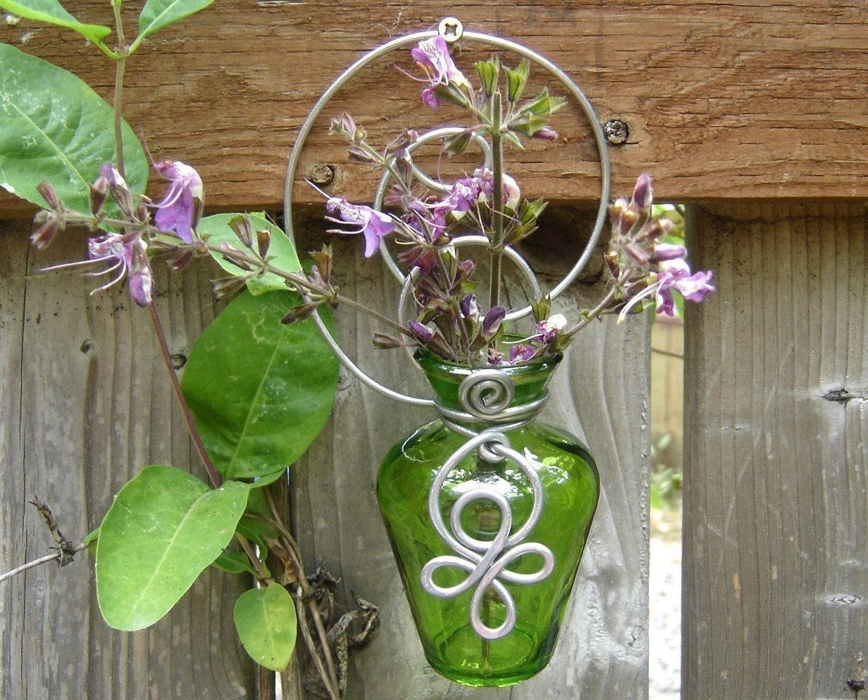 Hanging Wall Vase -Mothers Day Gift, Mom -Green Glass Celtic Spirals - flowers, garden, outdoors, plants rooter, home decor