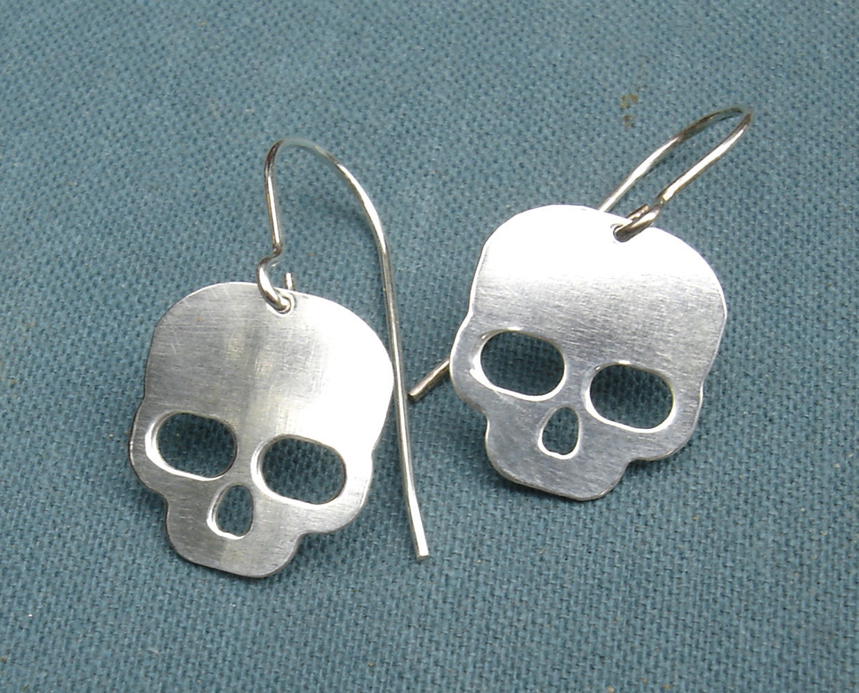 Skull Earrings - Skull Jewelry - Sterling Silver, Halloween, Dangle, Dia De Los Muertos