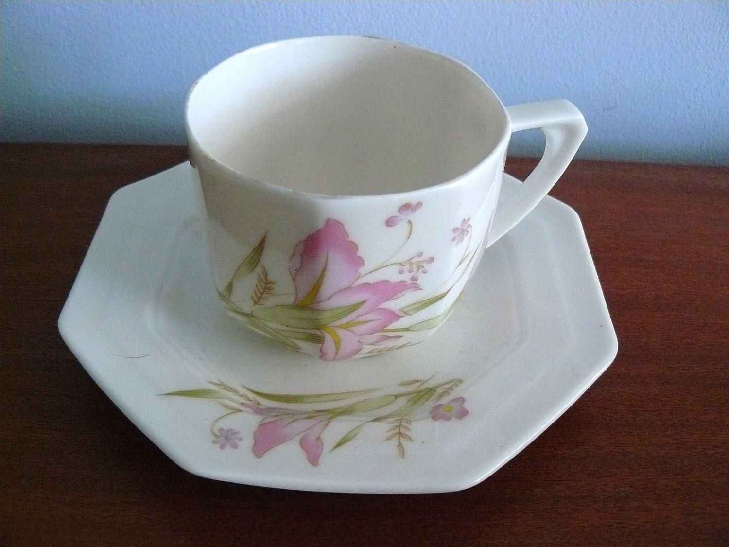 Slut 80s teacup