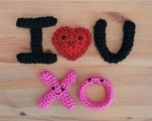I Heart U and X O crochet PATTERNS