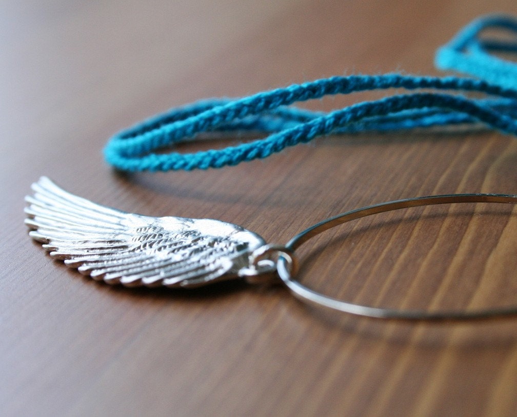 Plume Necklace