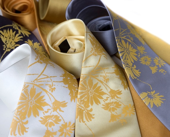 Lazy Daisy necktie. Silkscreen floral / flower tie. Buttercup yellow print. Choose standard or narrow.