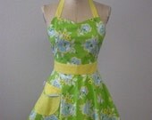 Sweetheart Retro Apron Blue Flowers on Green