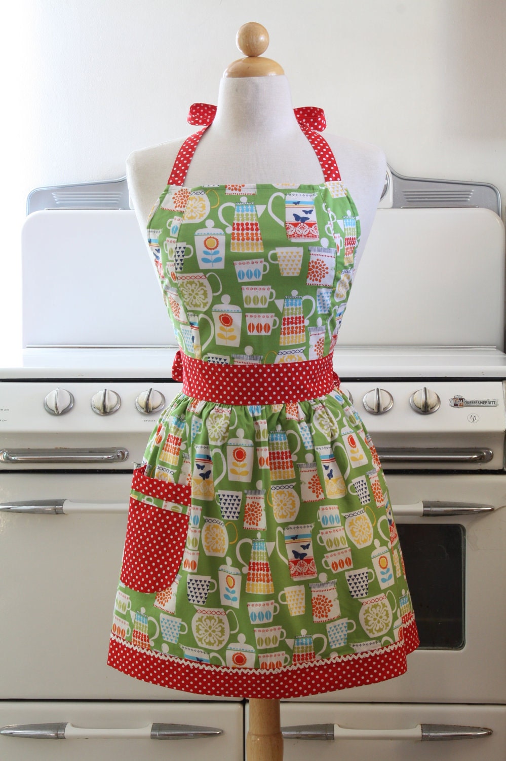 Apron Retro Style Teapots and Teacups on Green CHLOE Full Apron