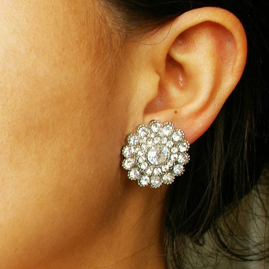 Crystal Bridal Stud Wedding Earrings, Vintage Style Bridal Jewelry, Rhinestone Bridal Earrings, Art Deco Style Wedding Jewelry, VICTORIA