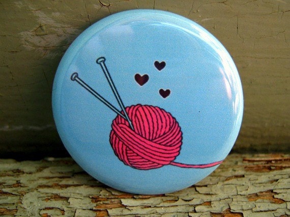 Pinback button badge - Knitting love - UNPACKAGED