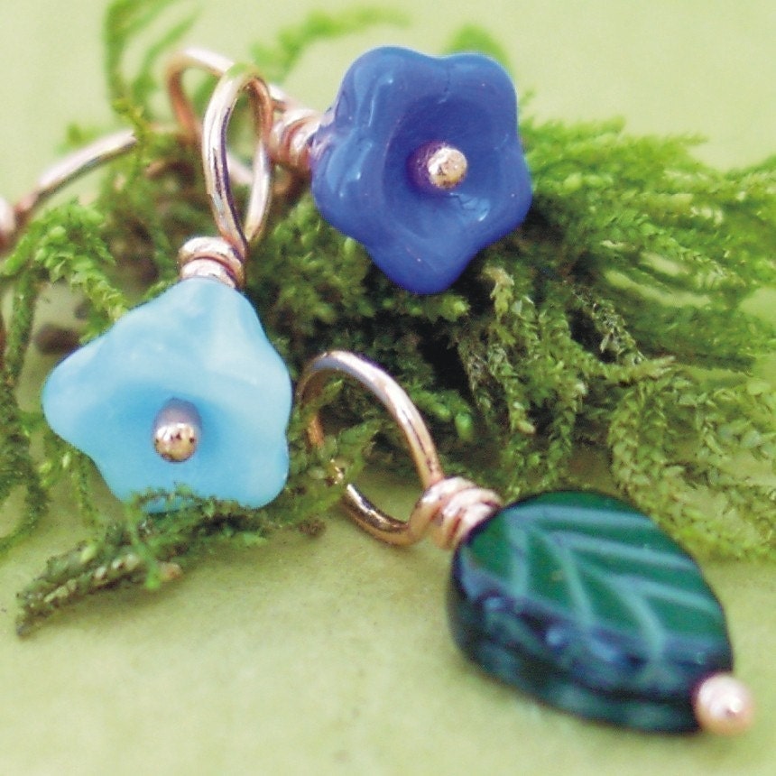 POSIE BLUES - Stitch Markers on Handmade Copper Headpins - Set of 5 - US8