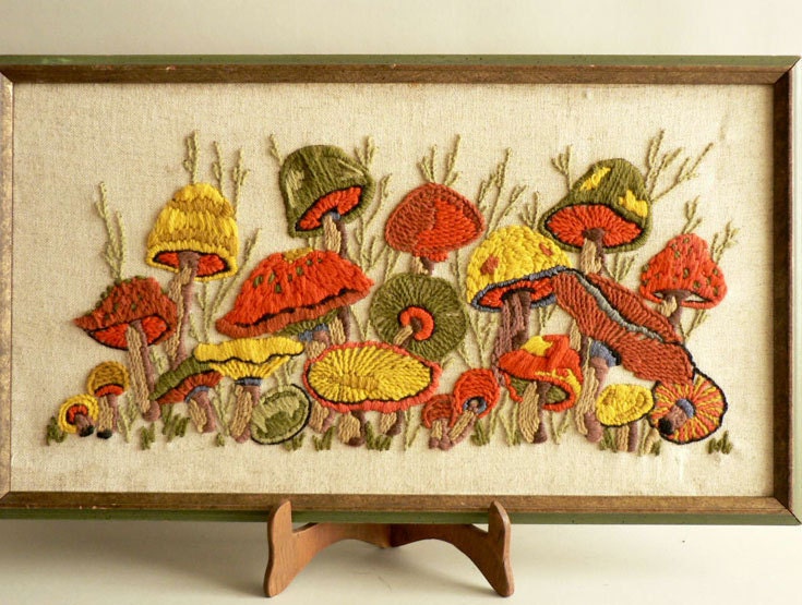 Botanical Mushrooms Crewel Picture, Framed Wall Picture of Mushrooms