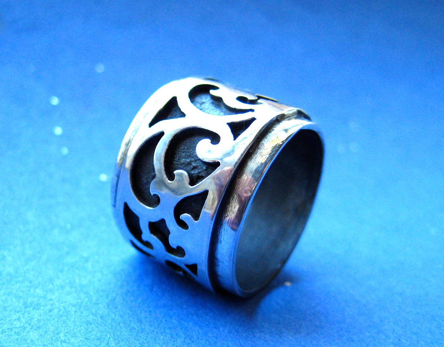 Japanes Style Scrollwork Sterling Silver Ring