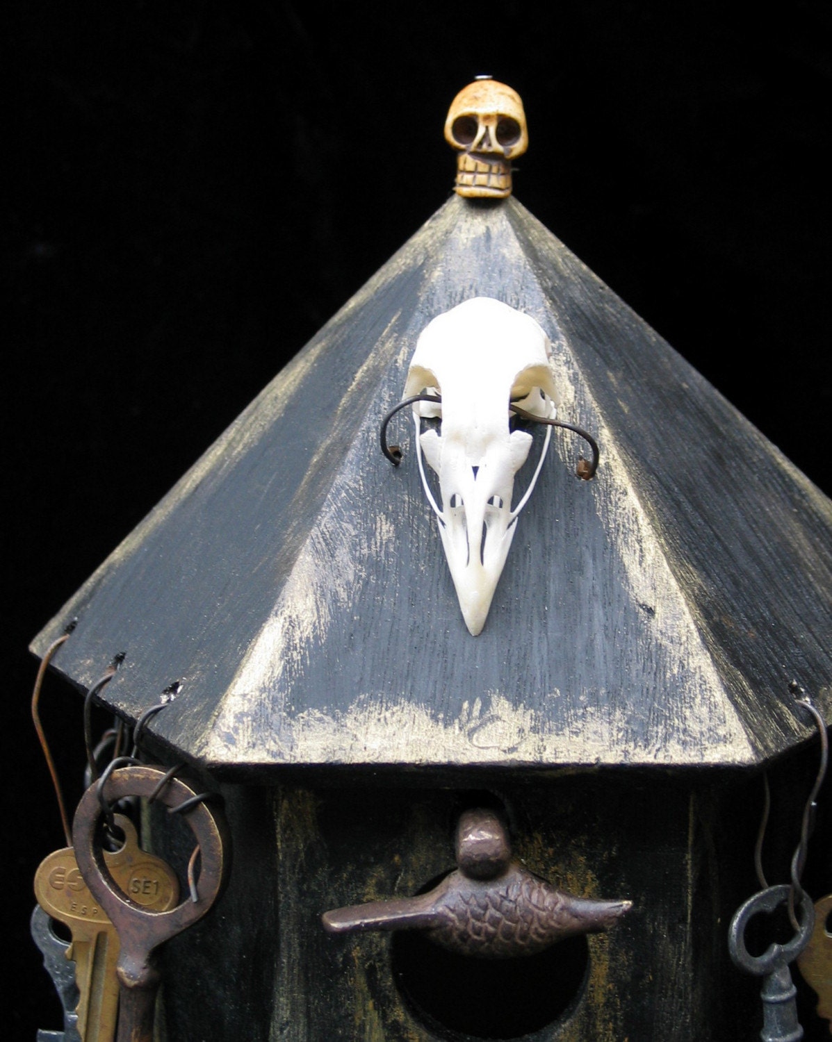 insane bird house