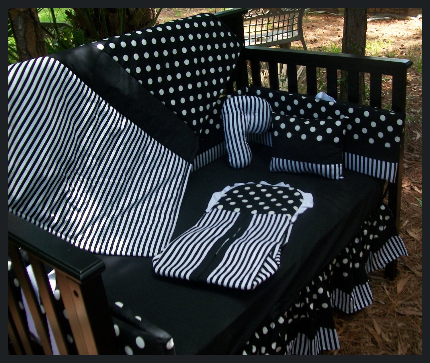 Custom made new Black and White  wth POLKA DOT and STRIPE Crib Bedding Set