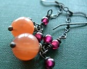 Chic- earrings moonstone and garnet Earrings