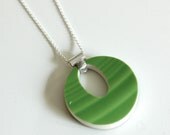 Cut out Recycled China Simple Circle Necklace - Shamrock Green - Recycled China