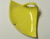 Pretty Little Ginkgo Plate, Bright Yellow