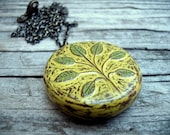 20% OFF SALE - Green Botanical Pebble Pendant Necklace - Symmetry