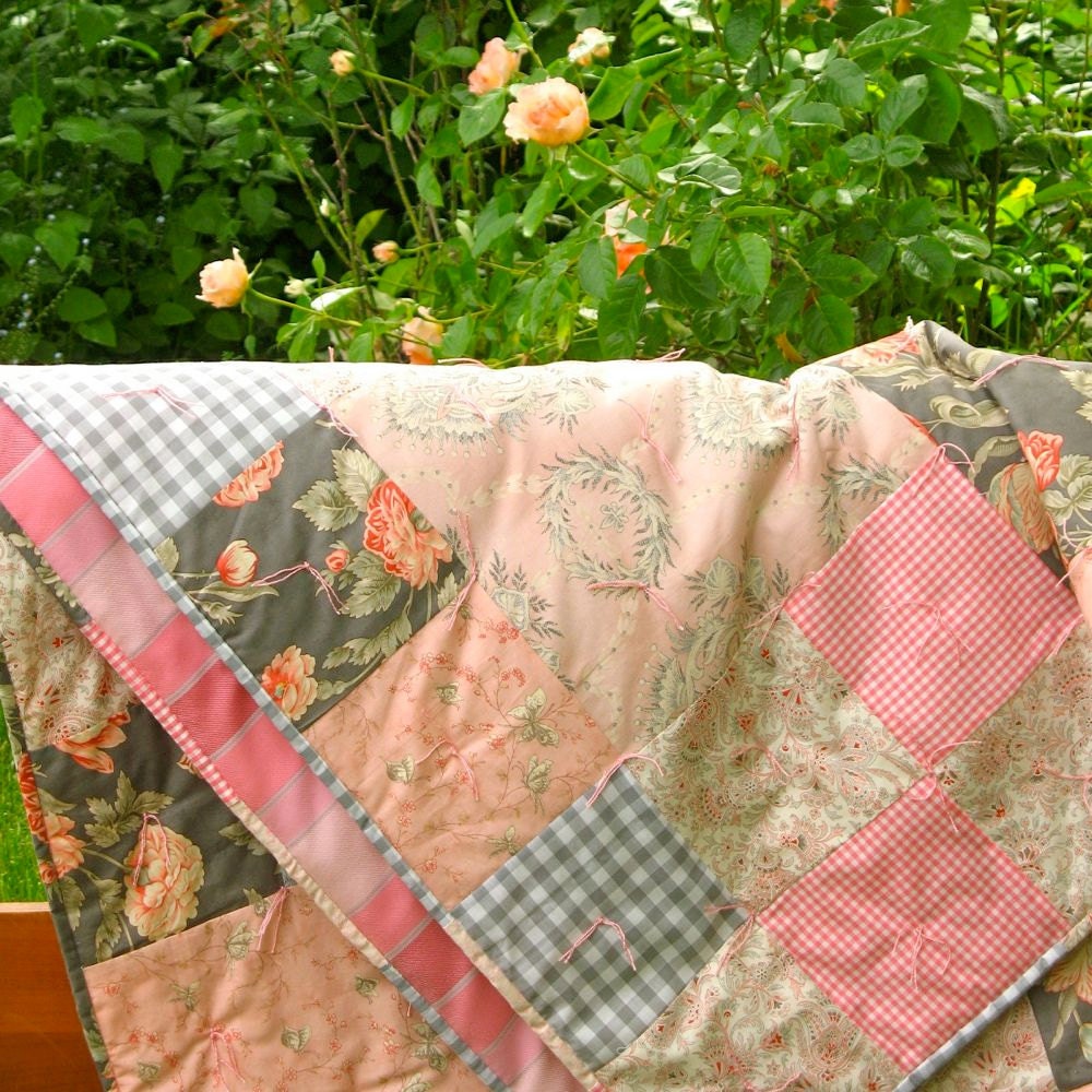 Bedding Home / Patchwork Quilt Cotton & Light Wool / Pink Gray Floral Gingham Quilts