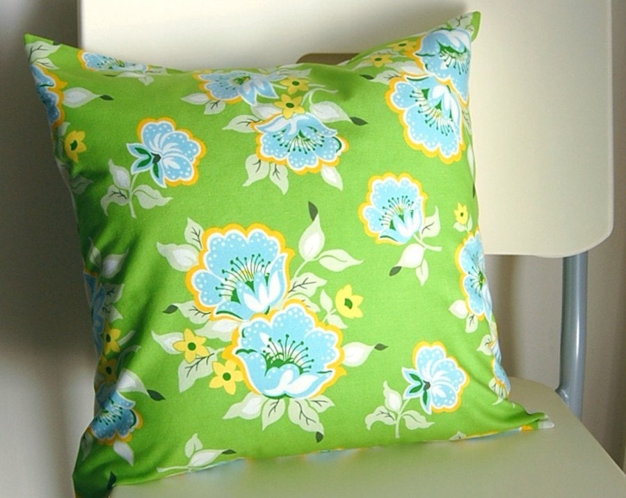 SALE Church Flowers Green Pillow Cover 16 inch 16x16